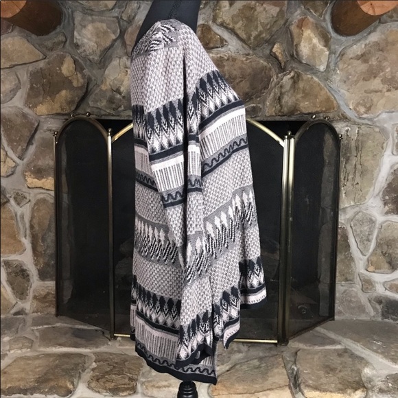 Belldini | Printed Top | Black Taupe | 2X - Picture 4 of 8